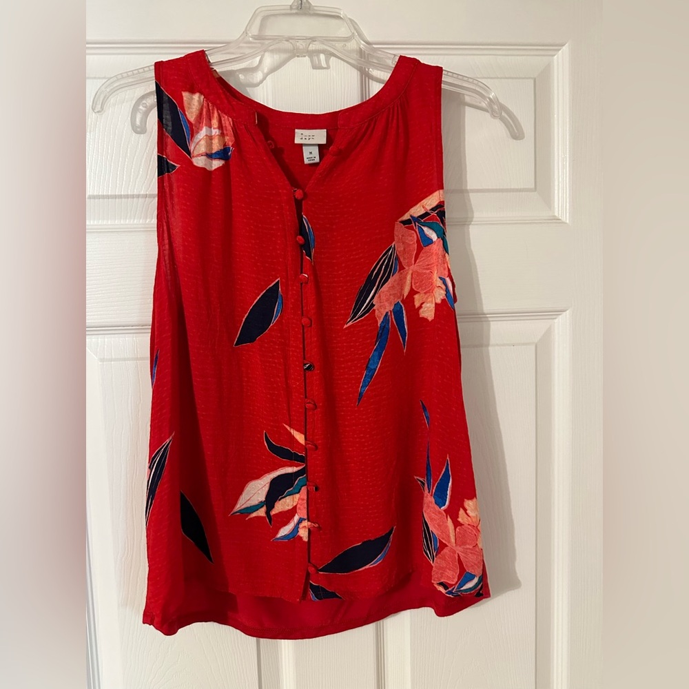 🌟 Red Floral Sleeveless Top 🌟